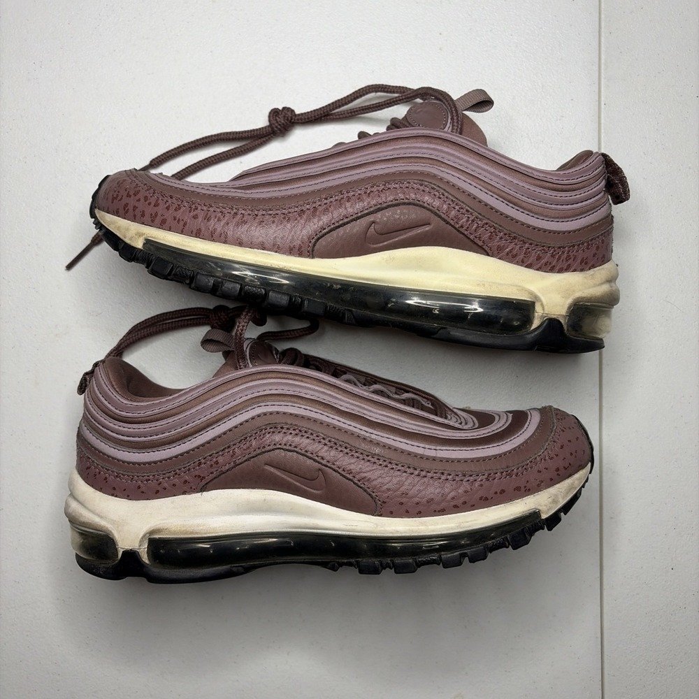 Nike Women Air Max 97 Leather Running Shoe Smokey Mauve Purple AQ8760-200 Size 7